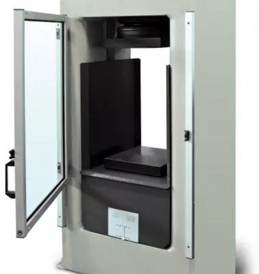 Marco De Compresión De 4000 Kn, Para Probar Cilindros De Hasta 250 X 500 mm Y Cubos De Hasta 300 mm. Conforme A En 12390-4. (Pedestal No Incluido)